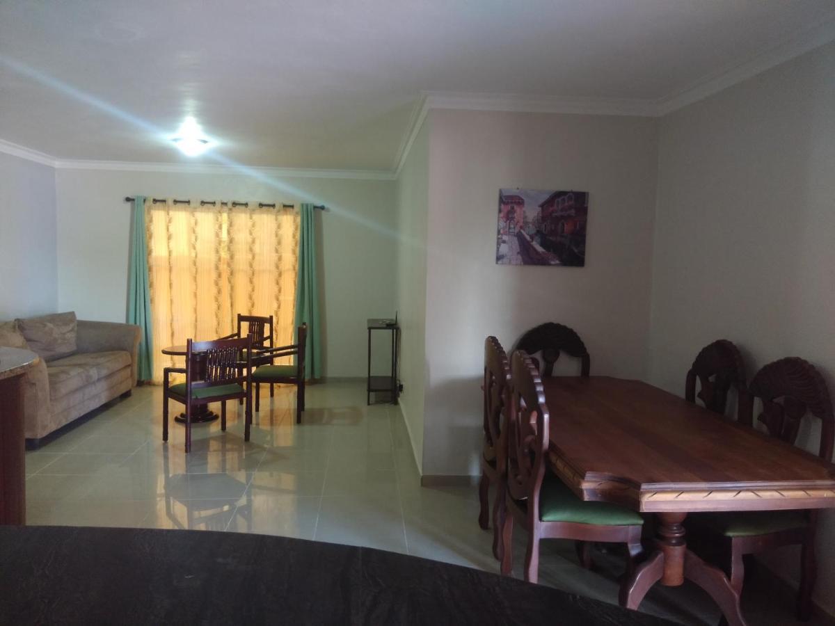M & L Shared Apartment Punta Cana Bagian luar foto